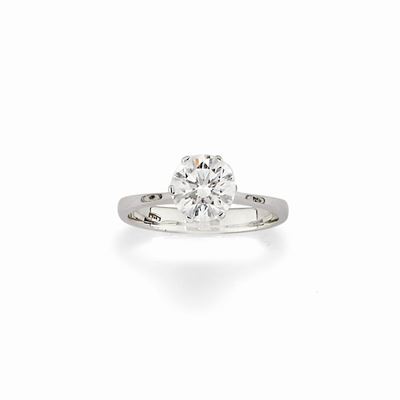 Anello in oro bianco 18K con diamante taglio brillante di circa 1,30 ct, colore D, purezza IF
