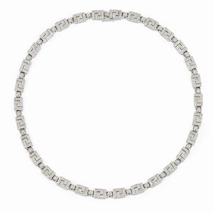 A 18K white gold and diamond necklace