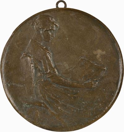Ragazza in lettura, scultura in bronzo
