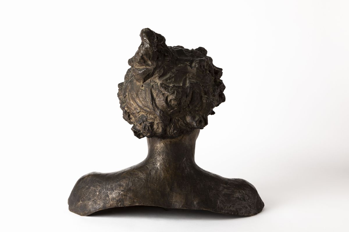 Leonardo Bistolfi - Ritratto di giovane donna con riccioli, scultura in bronzo, cm 42, circa 1900