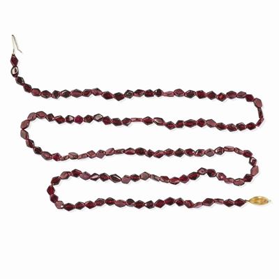 Collana in oro giallo 18K con granato