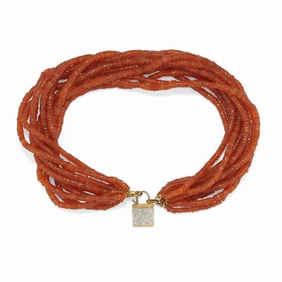 Collana con corniola, oro bicolore 18K e brillanti