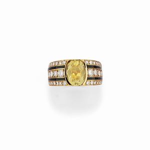 A 18K yellow gold, topaz and diamond ring, signed Scavia