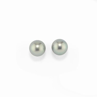 Mikawa Damiani, Orecchini in oro giallo 18K con perle coltivate grigio-argento