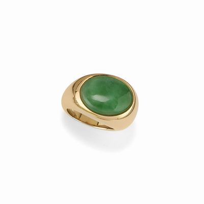 Anello con giada, oro giallo 18K, circa 1990