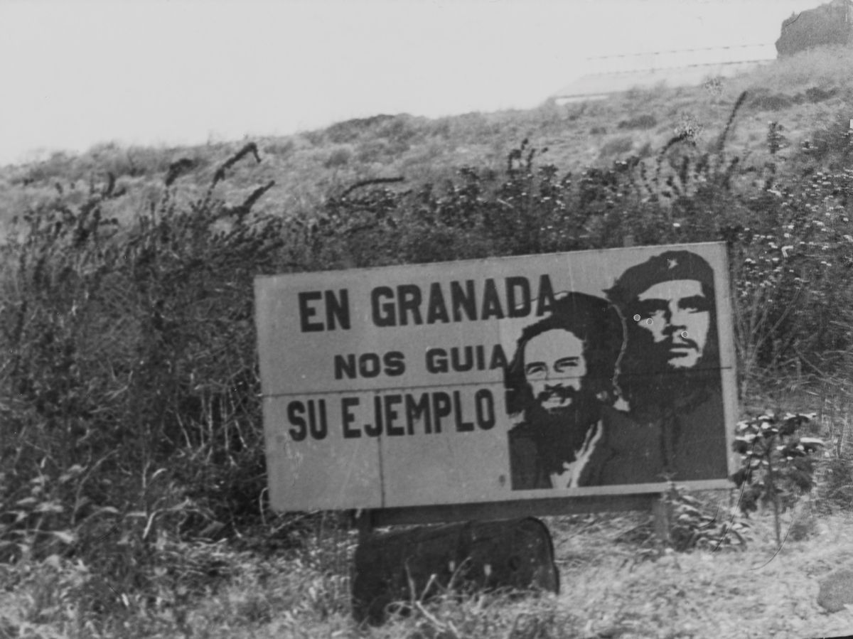 Osvaldo Salas - Viaggio a Granada con Fidel - Quattro stampe vintage alla gelatina ai sali d'arge...