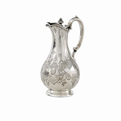 Brocca placcata in argento, peso 732 g