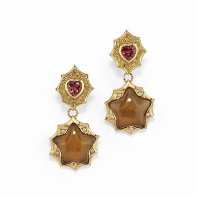 Orecchini pendenti in oro giallo 18K con tormalina rosa e diamanti