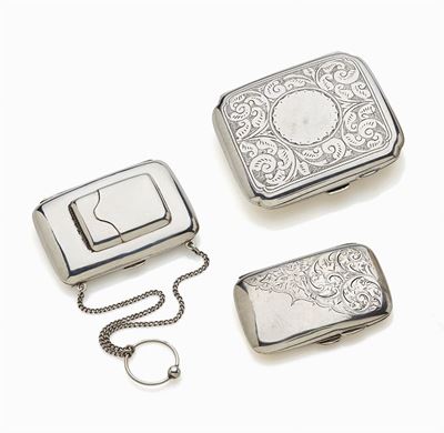 Lotto di tre astucci portasigarette in argento, Birmingham 1908-1919