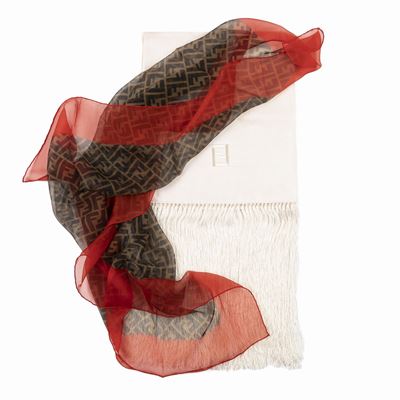 Lotto Composto da un Foulard e da una Stola