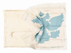 Christian Dior , Yves Saint Laurent - Lotto composto da un foulard e una stola