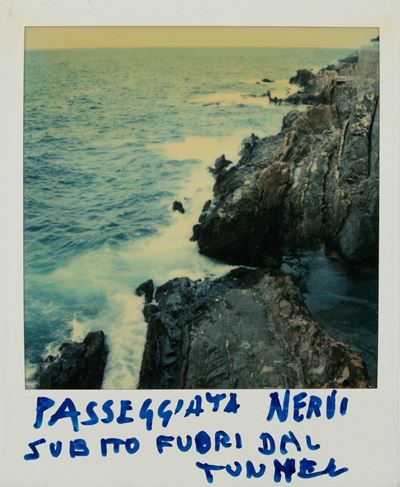 Passeggiata Nervi subito fuori dal tunnel, Polaroid, cm 11 x 9, 1989/1990