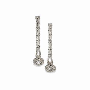 A 18K white gold and diamond earrings, 1920 circa