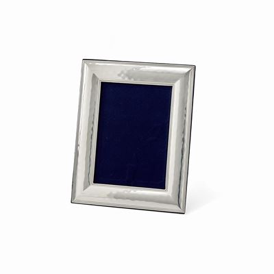 Cornice in argento, dimensioni 29,5 x 24,5 cm, peso 502 g