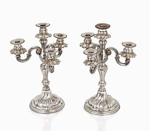 COPPIA DI CANDELABRI IN ARGENTO, FINE SECOLO XIX