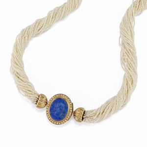 A 18K yellow gold, pearl, diamonds and cameo and lapislazuli necklace
