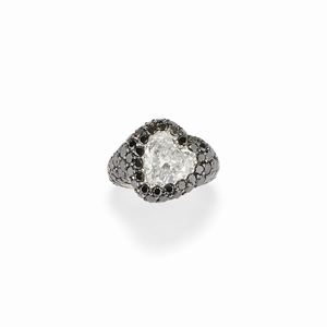A 18K white and burnished gold and diamonds ring, De Grisogono