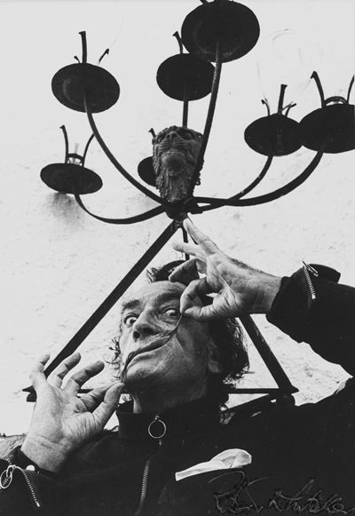 Salvador Dalí: The Mad Genius of the 20th Century, stampa ai sali d'argento