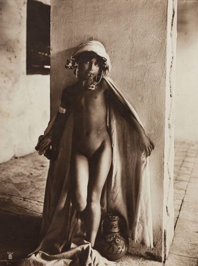 Bambina, stampa alla gelatina ai sali d'argento, anni 1920