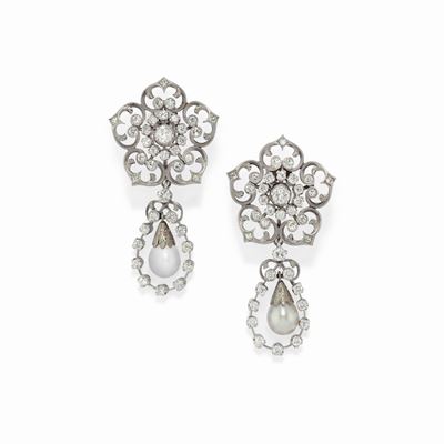Orecchini in oro bianco 18K con perle e diamanti
