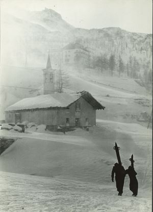 Bufera di neve. La chiesa del Breuil prima della realizzazione di Cervinia