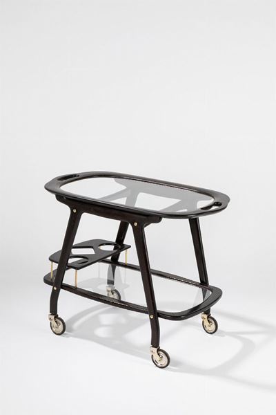Carrello in mogano con piani in vetro e dettagli in ottone