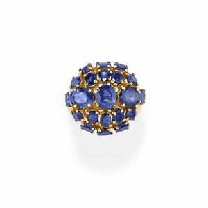  - Anello con zaffiri