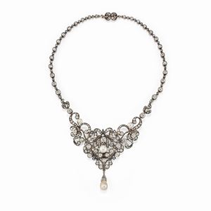 A gold and silver, pearl and diamonds necklace, early 19th century (defect)