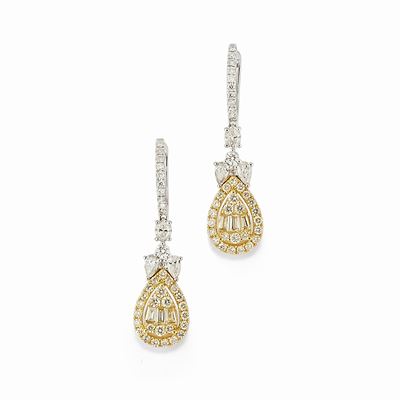 Orecchini pendenti in oro bicolore 18K con diamanti incolori e gialli