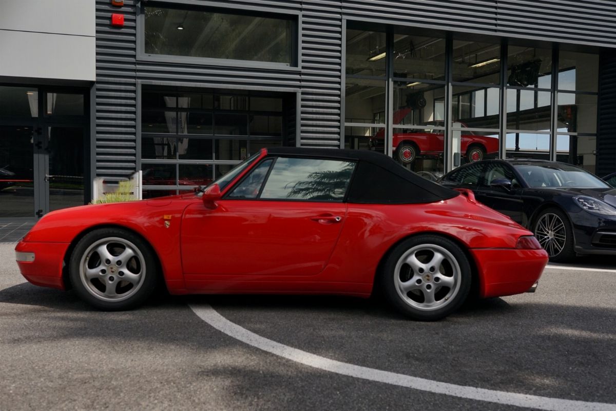 911 (993) Cabriolet (porsche)