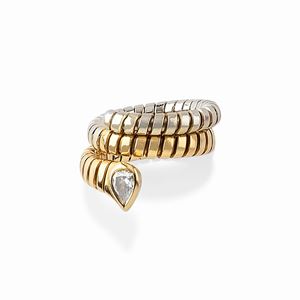  - Anello con diamante, firmato Bulgari