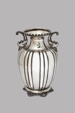 Vaso in argento, Arno Fassi Milano, anni &#39;30 del Novecento