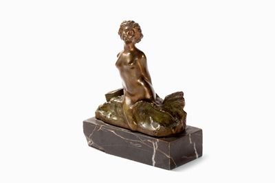 Ondina - scultura in bronzo su base in marmo