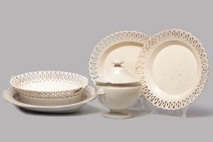 Lotto di cinque maioliche, Napoli secolo XIX