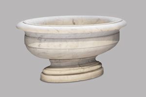 Vasca in marmo di Carrara, secolo XIX