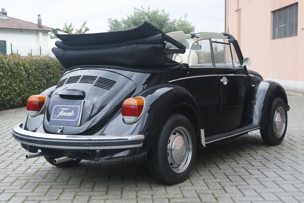 Volkswagen - 1303 Cabriolet (typ 15 D 11) (karmann)