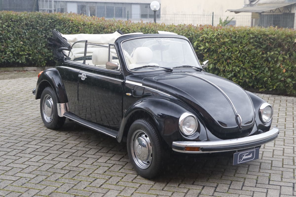 Volkswagen - 1303 Cabriolet (typ 15 D 11) (karmann)
