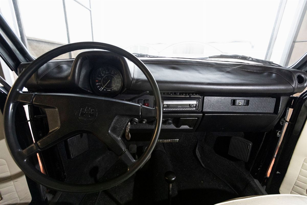 Volkswagen - 1303 Cabriolet (typ 15 D 11) (karmann)