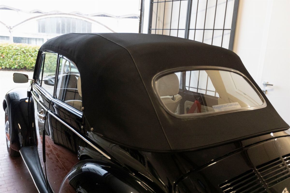 Volkswagen - 1303 Cabriolet (typ 15 D 11) (karmann)