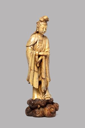 Guanyn in pietra saponaria, Cina dinastia Qing, prima met&#224; del secolo XIX