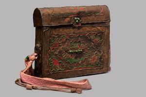 Oriental folder in copper and enamels, 19th-20th centuries