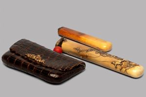 Kiseru in corno di cervo porta pipa, con porta tabacco in pelle, Giappone periodo Edo