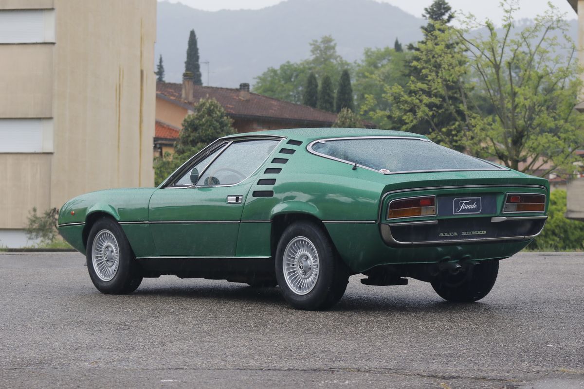 Alfa Romeo - Montreal (bertone)