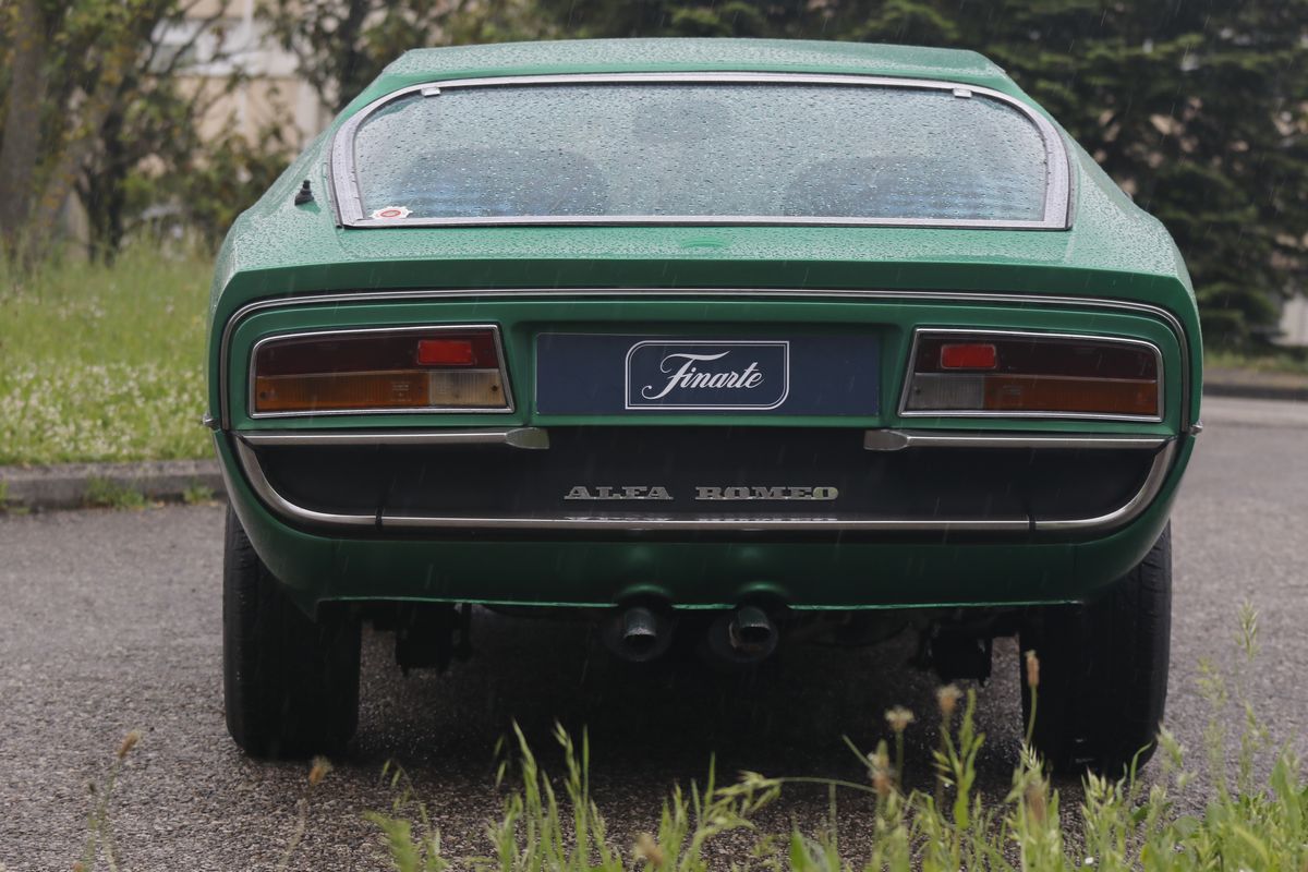 Alfa Romeo - Montreal (bertone)