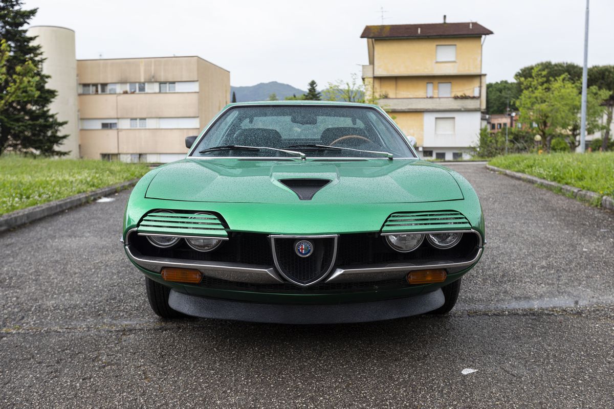 Alfa Romeo - Montreal (bertone)