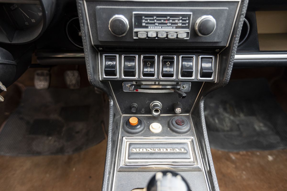 Alfa Romeo - Montreal (bertone)