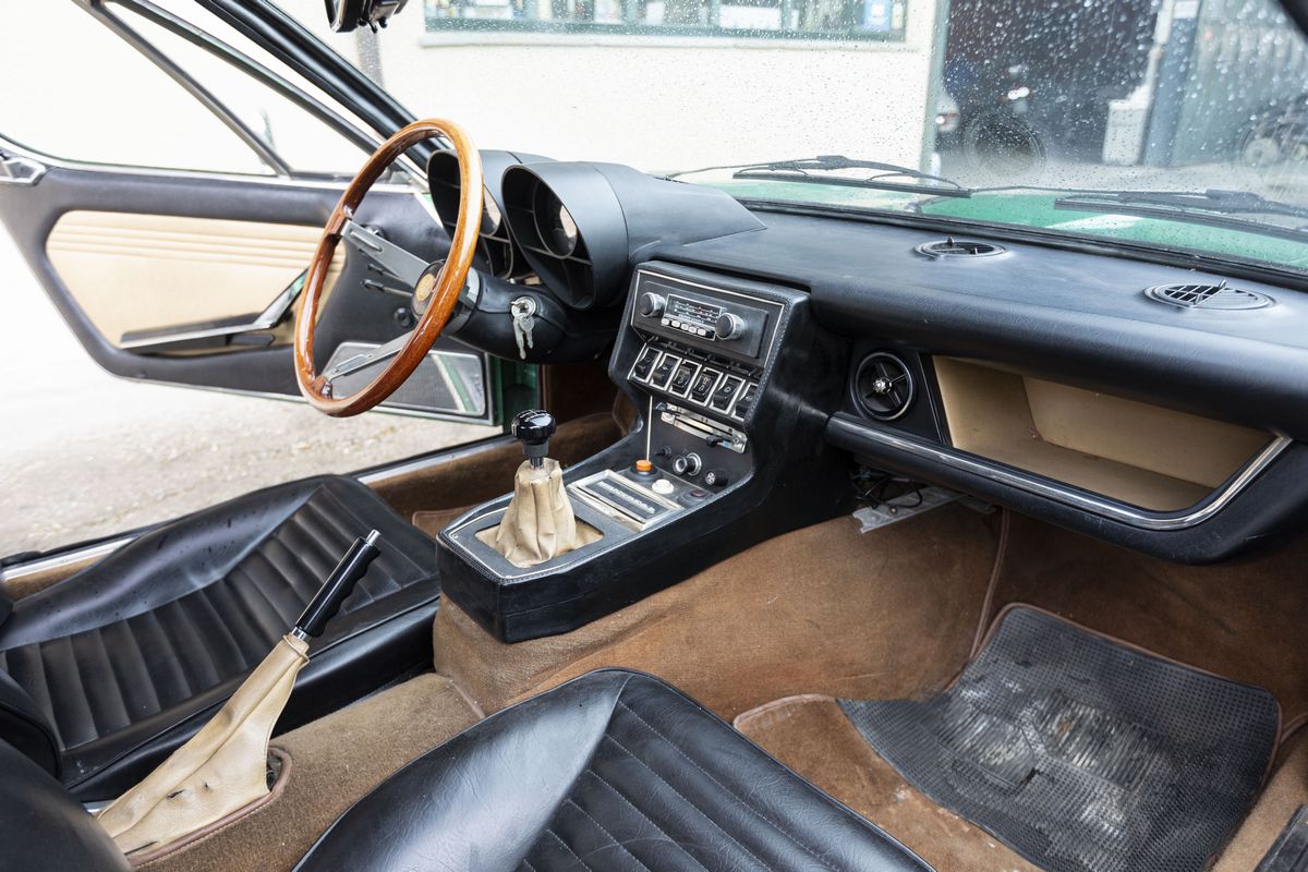 Alfa Romeo - Montreal (bertone)