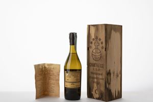 Chartreuse V.E.P. Jaune Yellow Liqueur