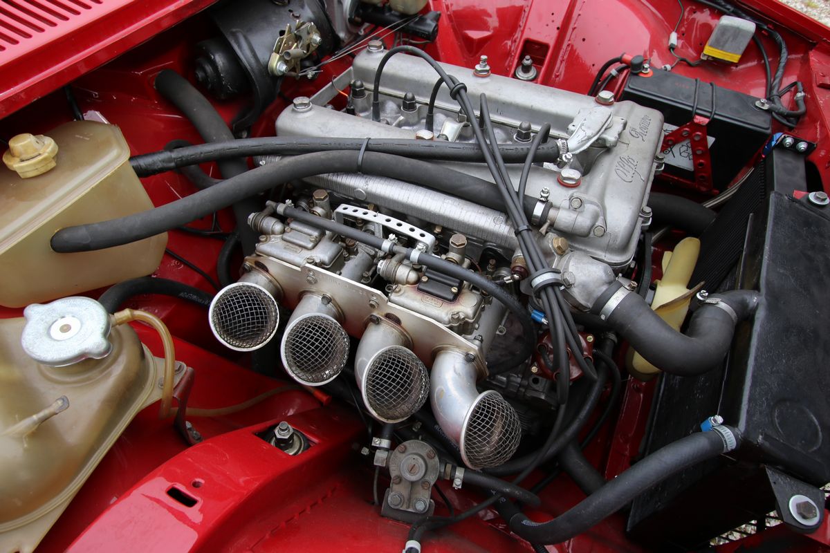 Alfa Romeo - Alfetta Gt (1.8) Gr.2 (italdesign)