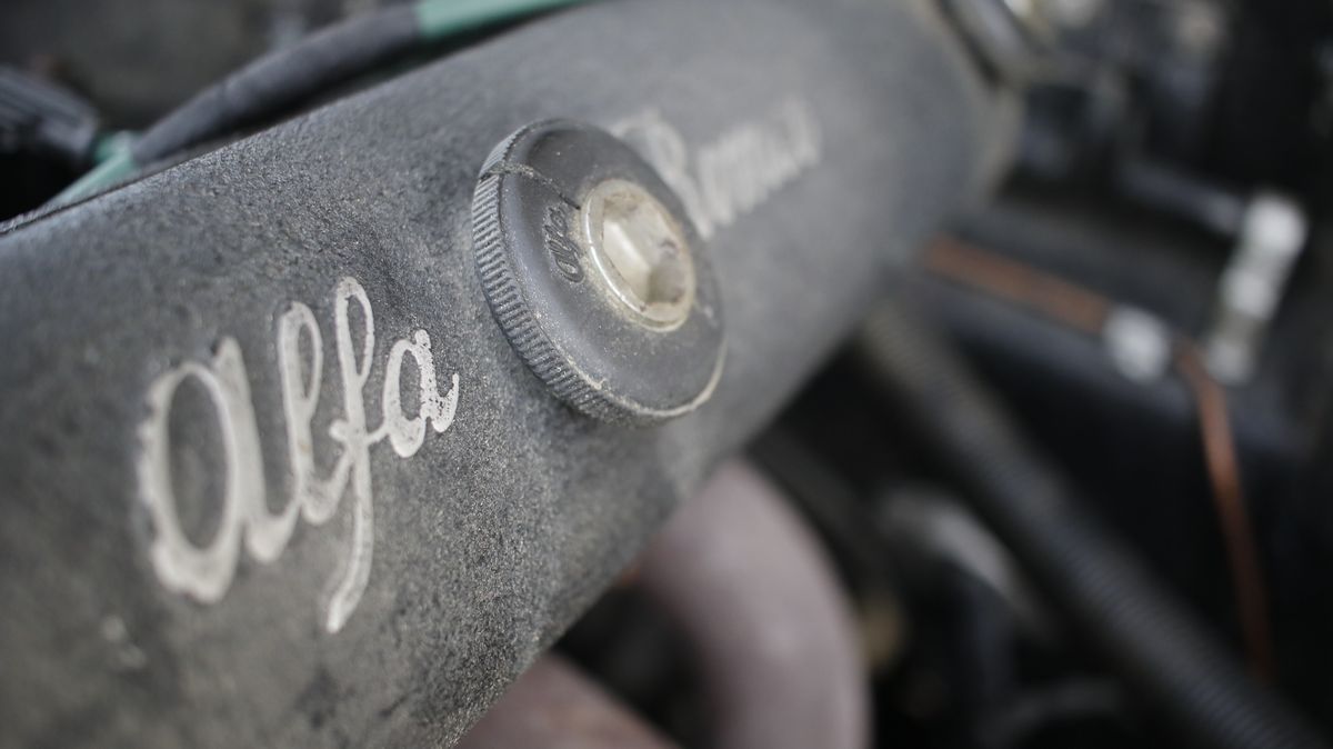 Alfa Romeo - 2000 Spider (touring)